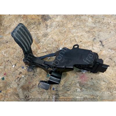 Citroen / Peugeot 1.6 / 2.0 HDI HELLA Elektromos gázpedál